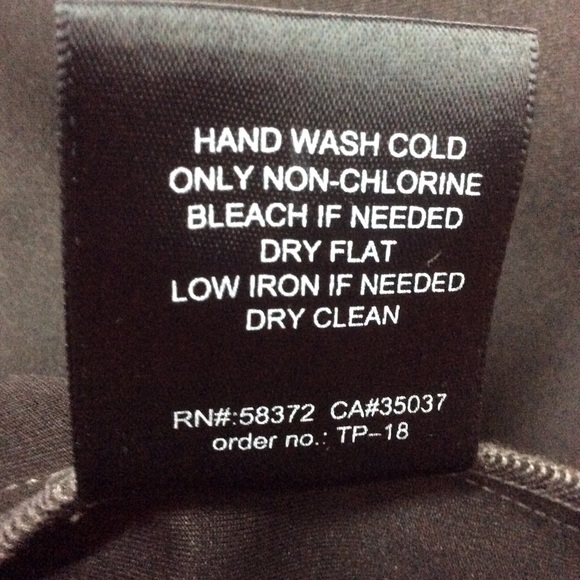 The People’s (S) WOMEN’S Asymmetrical TUNIC TOP. - Picture 8 of 8